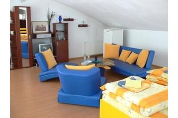 Ģimenes viesu māja Băile Herkulāna / Băile Herculane 4